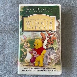 Walt Disney’s The Many Adventures of Winnie The Pooh VHS Masterpiece Collection.